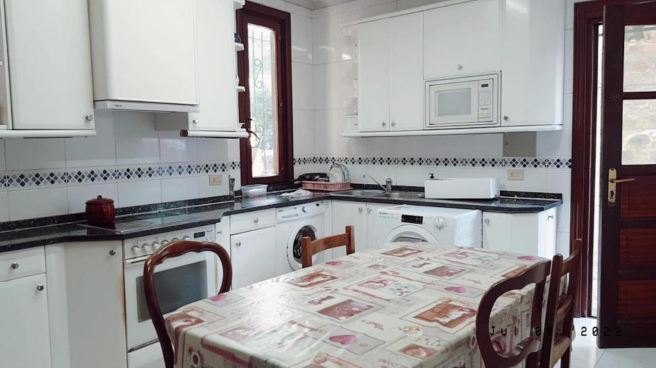 Tuul Etxea, Habitacion En Caserio A 8Km De Bilbao, Bano Compartido Гальдакано Экстерьер фото
