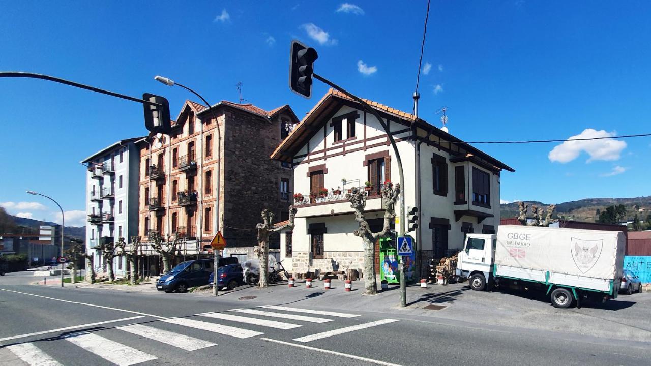 Tuul Etxea, Habitacion En Caserio A 8Km De Bilbao, Bano Compartido Гальдакано Экстерьер фото
